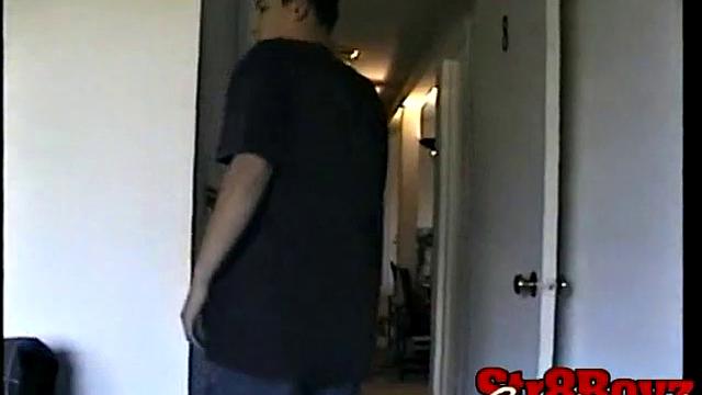 Str8 Boston Boy Needs To Seed