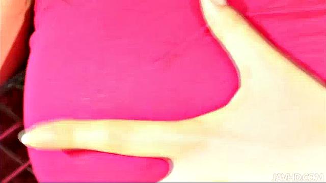 爆乳倖田るりちゃんのオナニープレイ