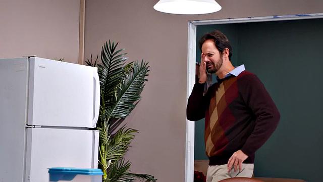 Short guy fucks bigtitted MILF therapist in doggystyle