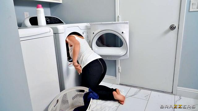 Big Ass Anal For Heavy Load