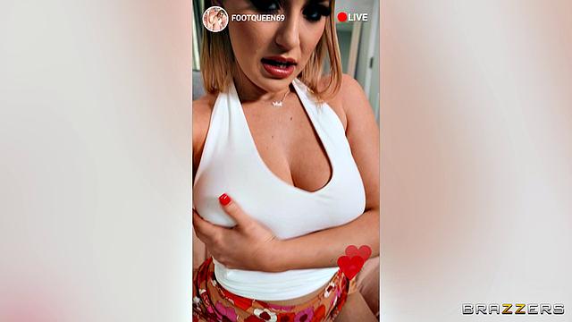 Foot Queen 69