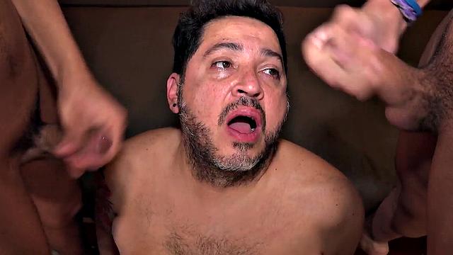 Slim Latinos cocksucking and playing with bulky DILF