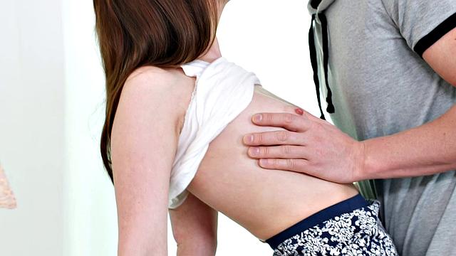 Cute Teen Molly O Quinn Gets Creampied