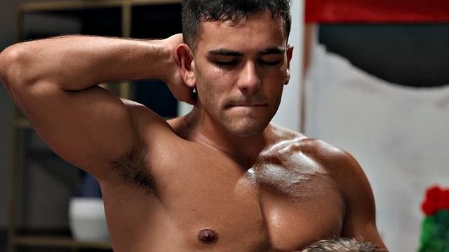 Twink seduced by bareback loving gay for Xmas eve