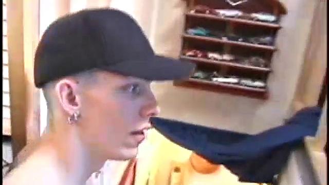 Shane Jerks His Meat