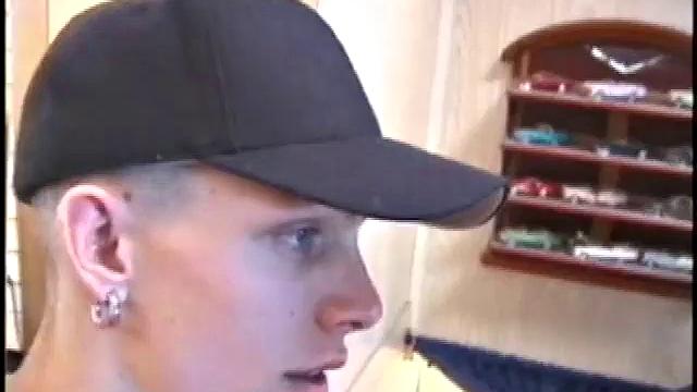 Shane Jerks His Meat