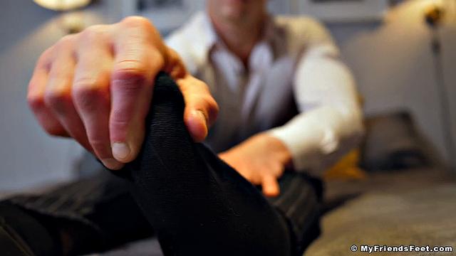 Gregg's Dark Socks &amp;amp; Wide Size 10 Feet - Gregg