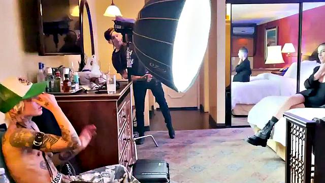 Sensual TS pussyboy kisses n cuddles in amateur softcore