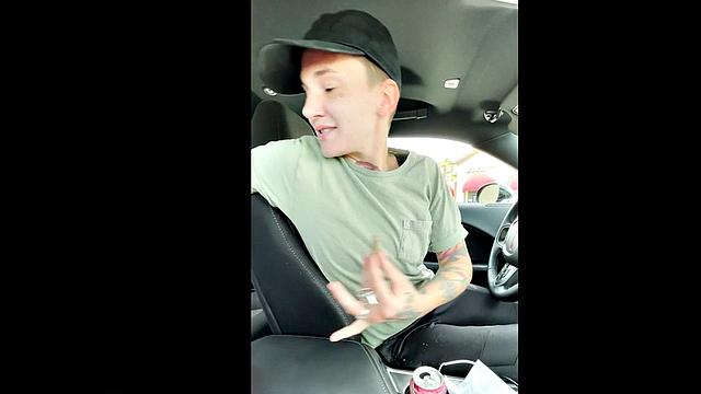 Sensual TS pussyboy kisses n cuddles in amateur softcore