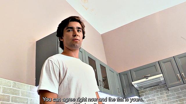 Amateur stud riding cock till cumshot in POV