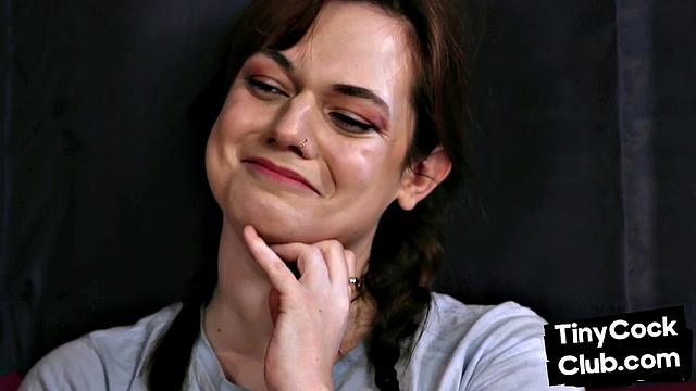 Sweet sexy bae gives small wanking to her teacher