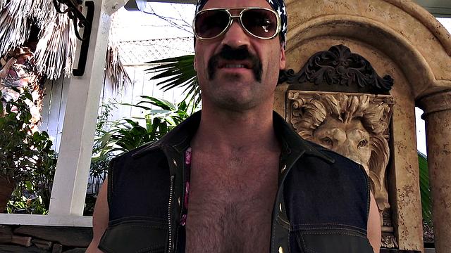 Scarlet De Sade - Karate Do