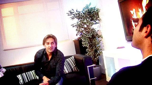 DP Threeway with Maid Sarah Twain