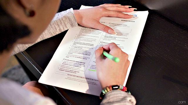 Teacher Fucks Student on Desk