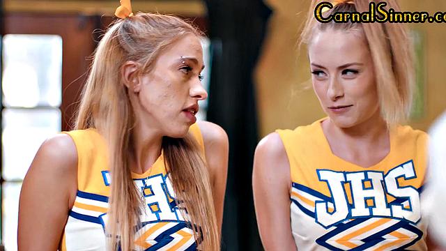 21yo anal cheerleader fucked in 3-way by lucky guy