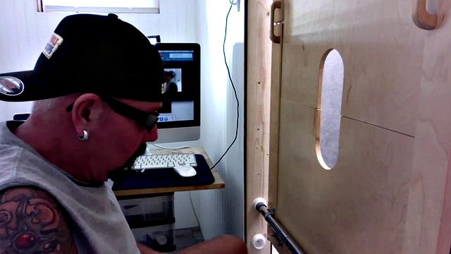 Big Stud Gloryhole Suck Off