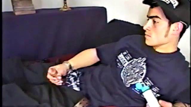 This straight BMX biker has a certain dark edginess that heightens the intensity of his very physical jacking off. After he's been stroking his meat, Nicoya suddenly and unexpectedly decides not to use it.