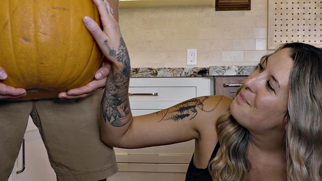 Dick-tugging jock barebacks stepbrother until shooting cum