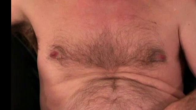 ли раздаёт дрочку так, что рука вспотела