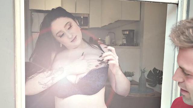 Nyx Monroe: The Hot Body Girl and The Peeping Tom