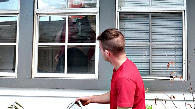 Nyx Monroe: The Hot Body Girl and The Peeping Tom