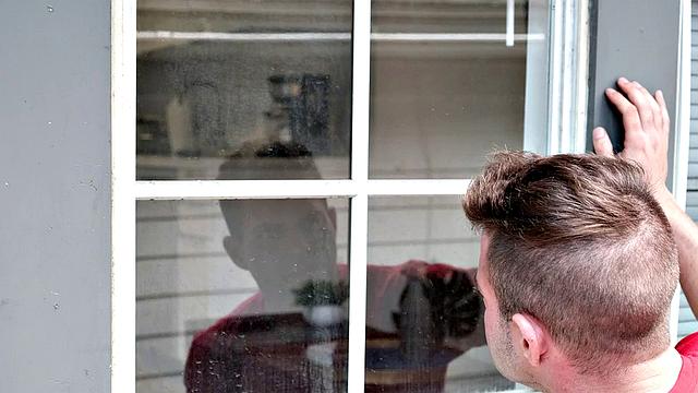 Nyx Monroe: The Hot Body Girl and The Peeping Tom