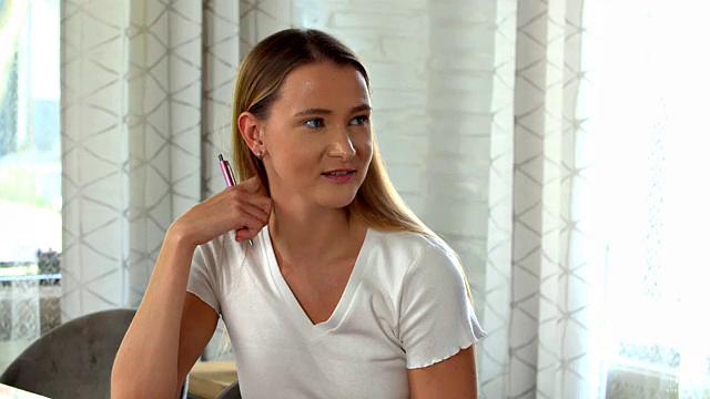 Something Hot to Stare At - S40:E7