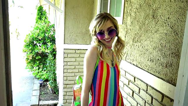 Submissive skinny slut deepthroat before pussybanging