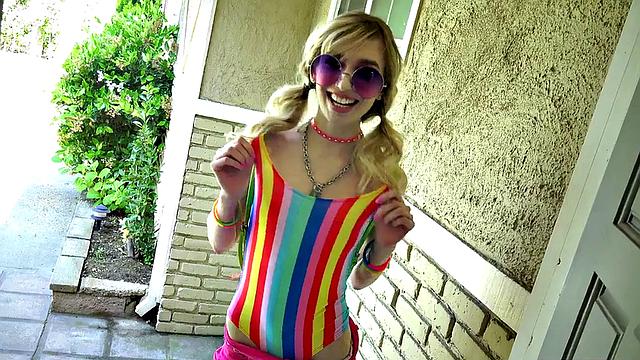 Submissive skinny slut deepthroat before pussybanging