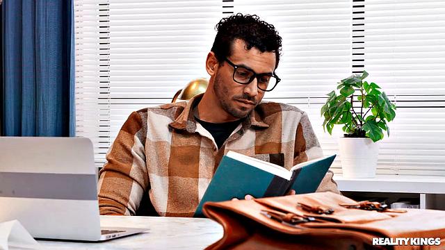 Classroom Craving Anal