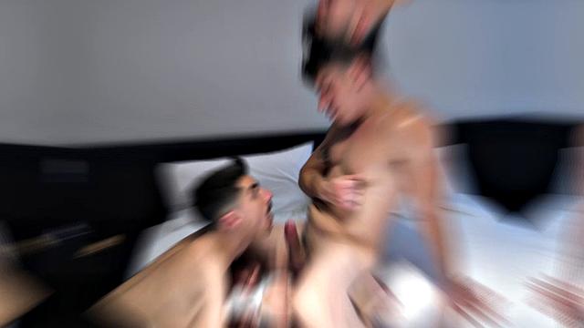 эмануэль и принцесо сосут друг другу за деньги в отеле