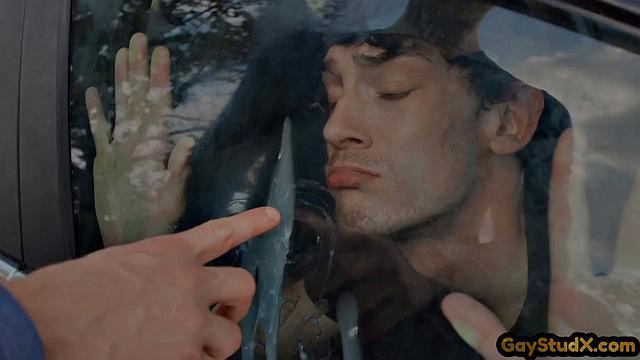 Inked muscle jock sucked by horny BF