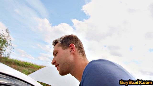 Inked muscle jock sucked by horny BF