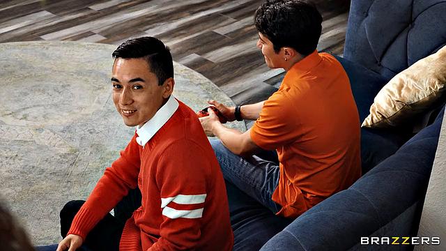 Selfie Girl Needs Some Help