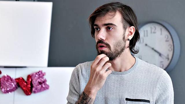 профессорша дженнифер уайт катается на студенте в свой стильный день влюбленных