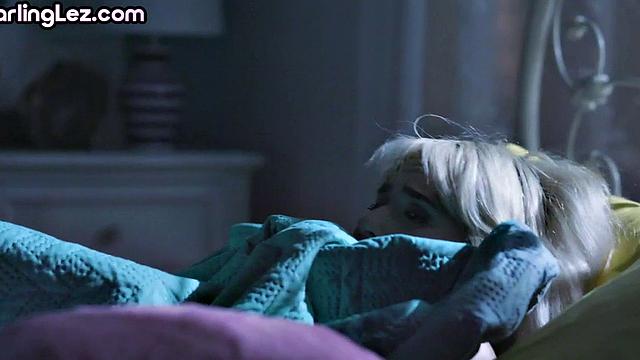 Passionate lez dyke licking BFFs wet pussy after class