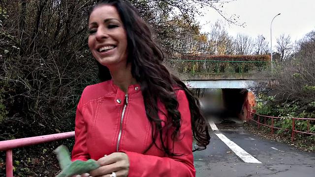 Genuine MILF gets paid to fuck