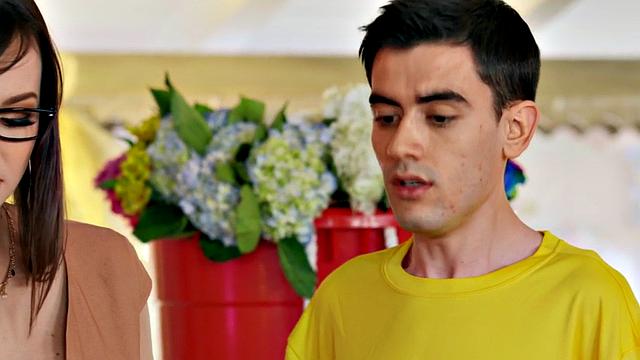 Big-titted brunette rides short guy before taking doggystyle pounding