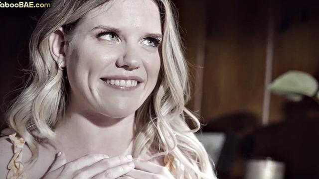 Bigtitted MILF bounces on cock in 3way after pussylicking