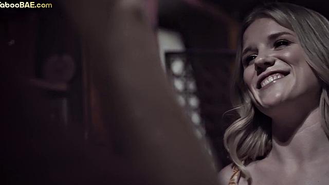 Bigtitted MILF bounces on cock in 3way after pussylicking