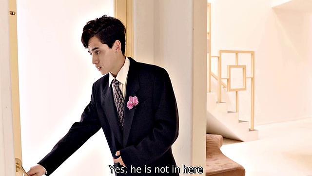 тесть успел трахнуть невесту до того, как жених вошёл в курс дела