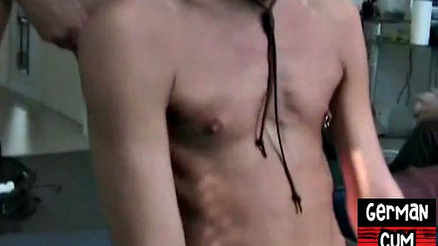 German stud barebacked in amateur home 3some