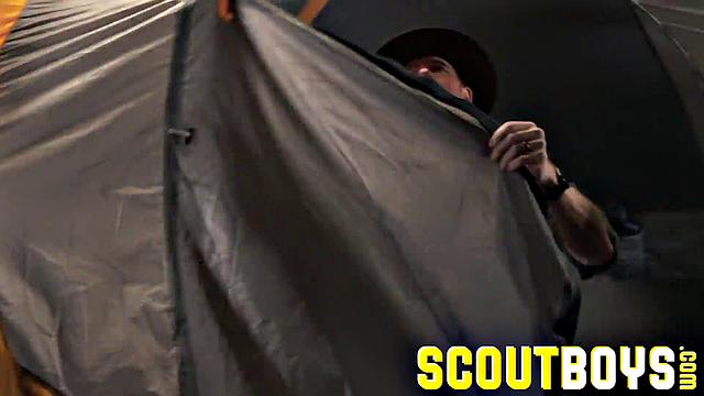 SCOUT RICHIE - Weathering the Storm