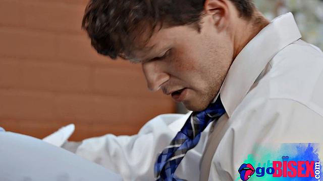 Stunning TS analriding 2 bisex guys