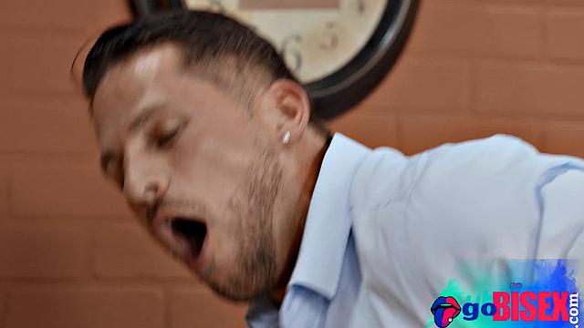 Stunning TS analriding 2 bisex guys