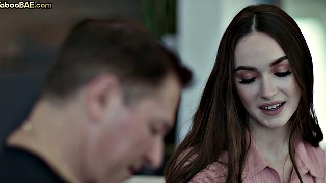 21yo babe pussylicked and fingered before doggy-style fuck