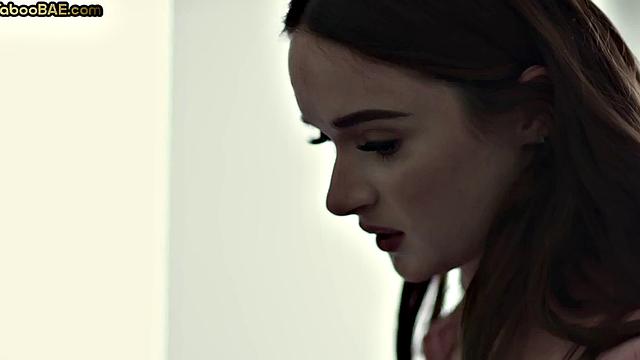 21yo babe pussylicked and fingered before doggy-style fuck