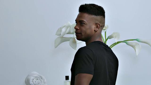 Athletic IR masseur gets barebacked by client