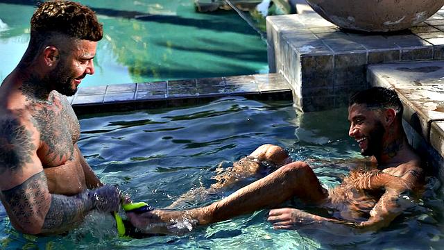 Beefy Stud Blows Load While Being Railed By Hunk - RagingStallion