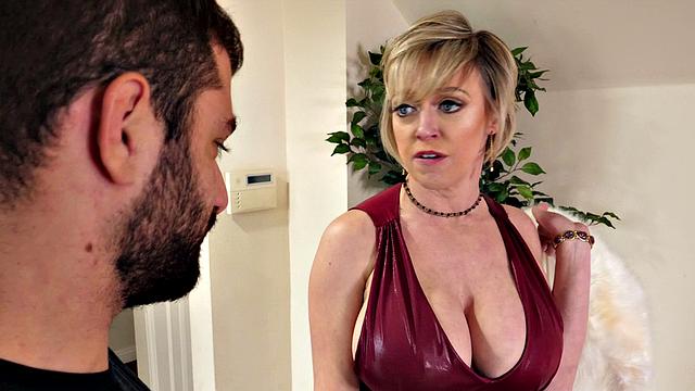 Who Ya Gonna Call? Dee Williams